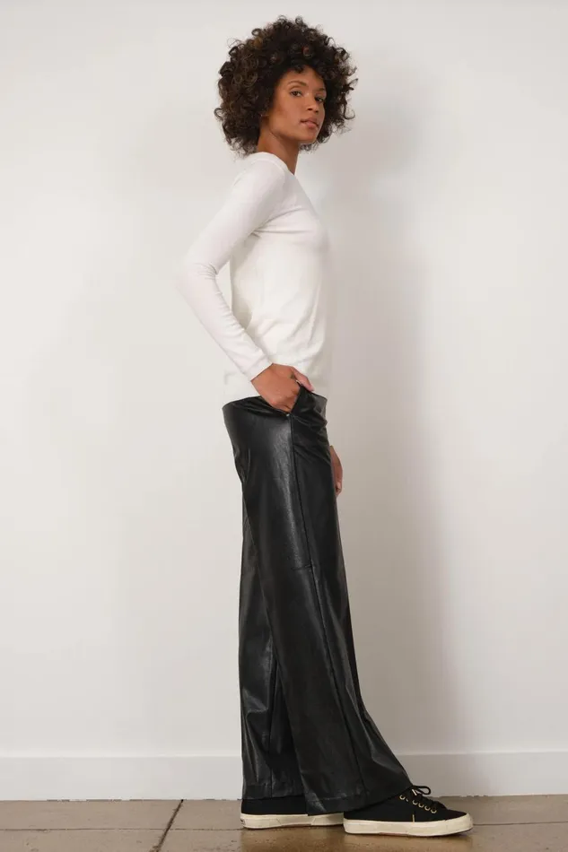 Avenue Montaigne GEORGES Pleather Black Women Pants Avenue Montaigne GEORGES Pleather Black Women Pants