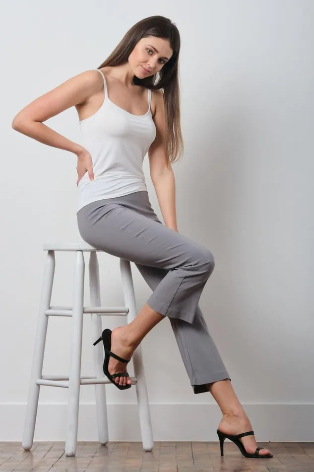 Avenue Montaigne LEO Signature Light Grey Women Pants
