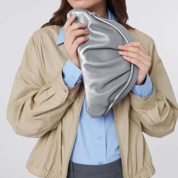 Coccinelle Cheek Smooth Medium Silver Women Coccinelle Clutch Coccinelle Cheek Smooth Medium Silver Women Coccinelle Clutch