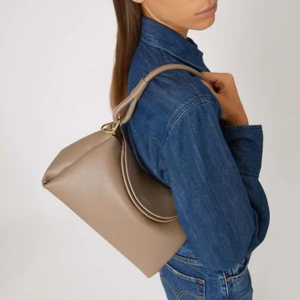 Coccinelle Eclyps Medium Warm Taupe Women Coccinelle Shoulder Bags Coccinelle Eclyps Medium Warm Taupe Women Coccinelle Shoulder Bags