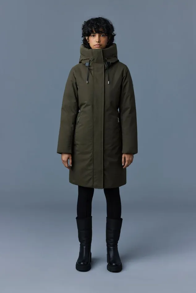 Downs and Jackets Women Mackage SHILOH 2in1 Fitted Down Coat With Removable Bib Black