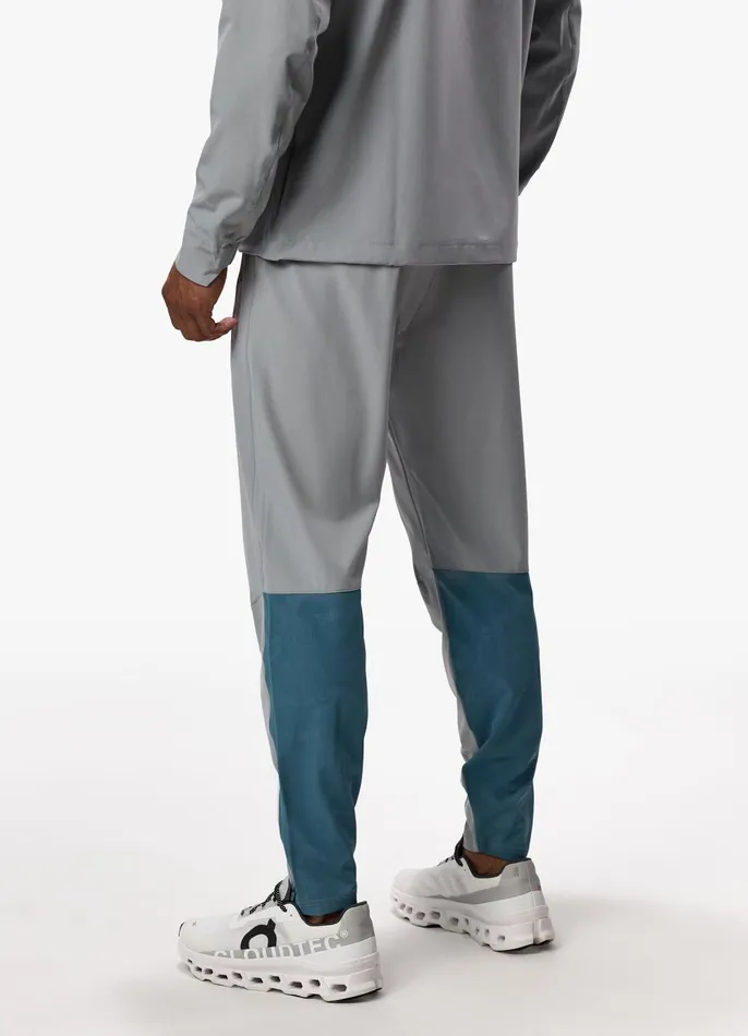 Gym King Tracksuits Men Debossed Camo Woven Tracksuit 8211 Cloudy GreyLake Blue