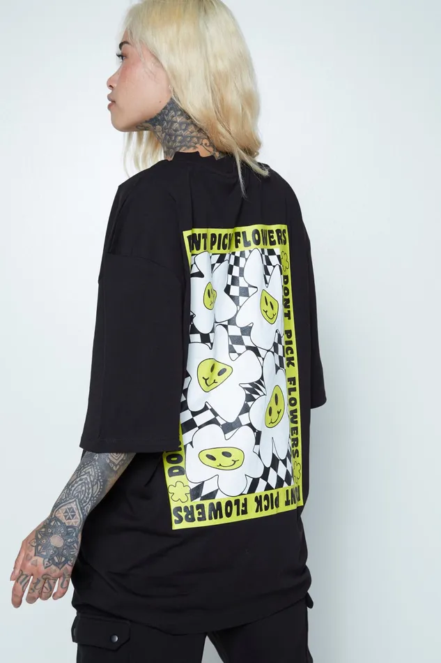 Just Hype TShirts Continu8 Unisex Black Don039T Pick Flowers Boxy TShirt