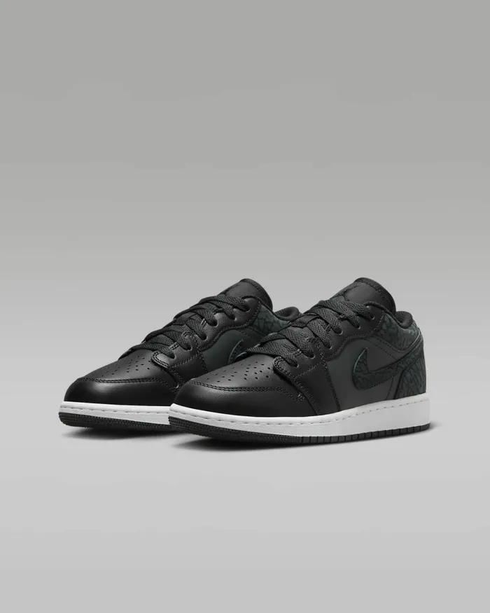Kids Nike Jordan Air Jordan 1 Low SE Offnoirwhiteblackblack