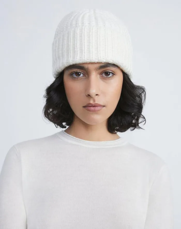 Lafayette 148 New York CashmereSilk Chainette Fisherman Rib Beanie Cloud Accessories Hats