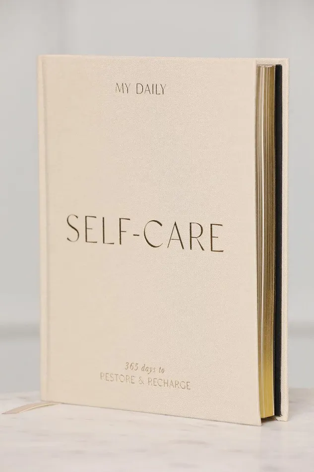 Lilly039s Kloset Lifestyle Women Daily Self Care Book