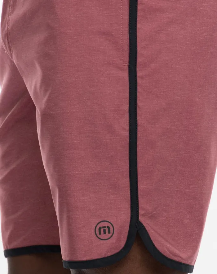 Men Shorts TravisMathew ANOTHER ROUND ACTIVE SHORT 75IN Roan Rouge Men Shorts TravisMathew ANOTHER ROUND ACTIVE SHORT 75IN Roan Rouge