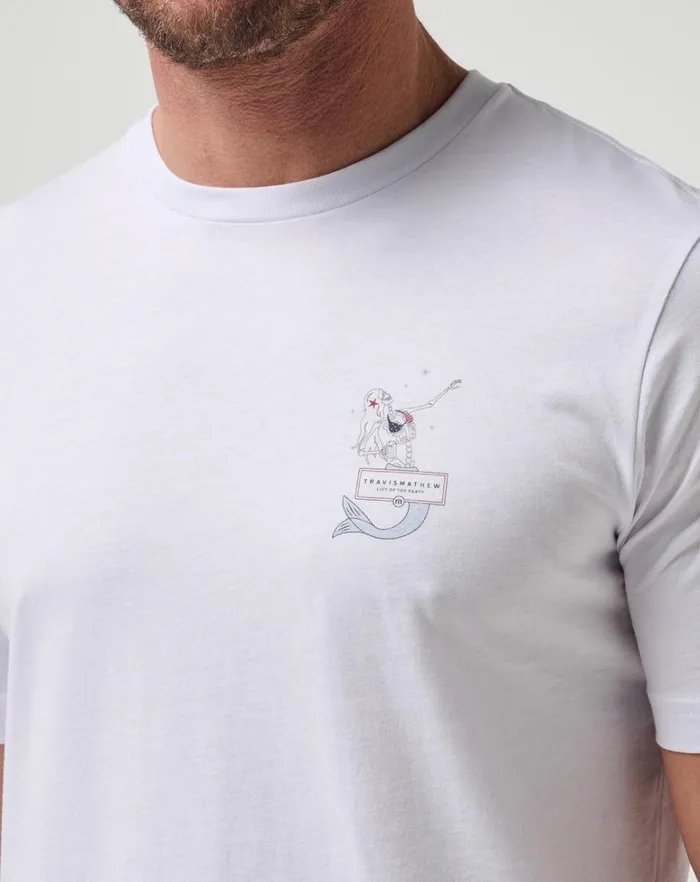 Men Tees TravisMathew SUMMER TO REMEMBER TEE White Men Tees TravisMathew SUMMER TO REMEMBER TEE White