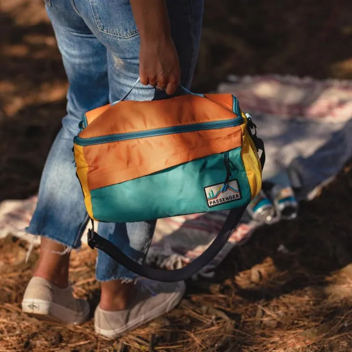 Passenger Clothing 8Pack Recycled Cooler Bag Multi Colour WomenMen Backpacks and Bags