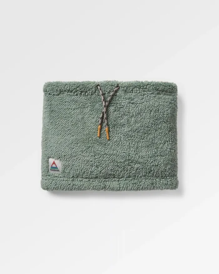 Passenger Clothing Ash Recycled Sherpa Fleece Snood Pistachio WomenMen Scarves and Neckwear