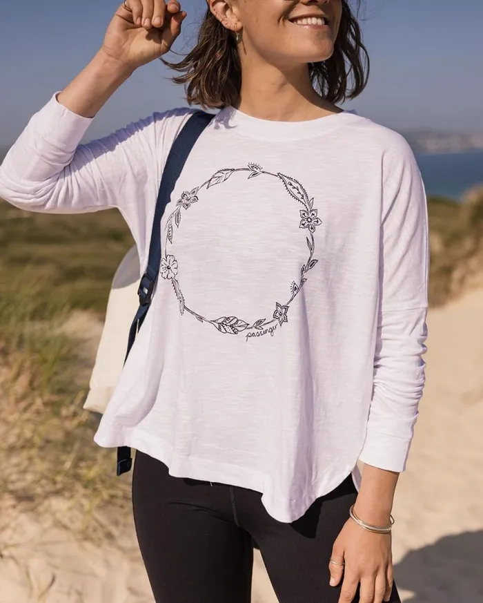 Passenger Clothing Daisy Chain Recycled Cotton LS TShirt White Women Tops and TShirts
