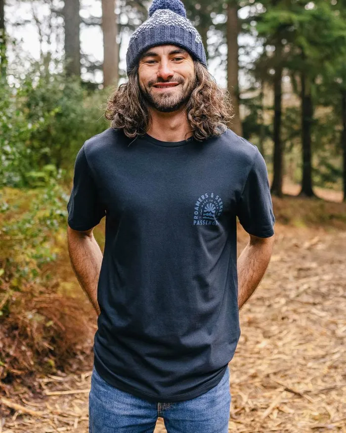 Passenger Clothing Evenfall Recycled Cotton TShirt Deep Navy Men TShirts and Vests