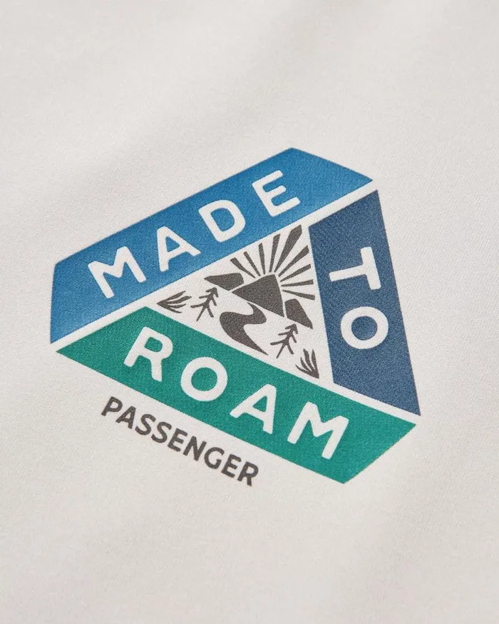 Passenger Clothing Range Recycled Active LS Tshirt Dusty Ochre Vintage White Men Activewear