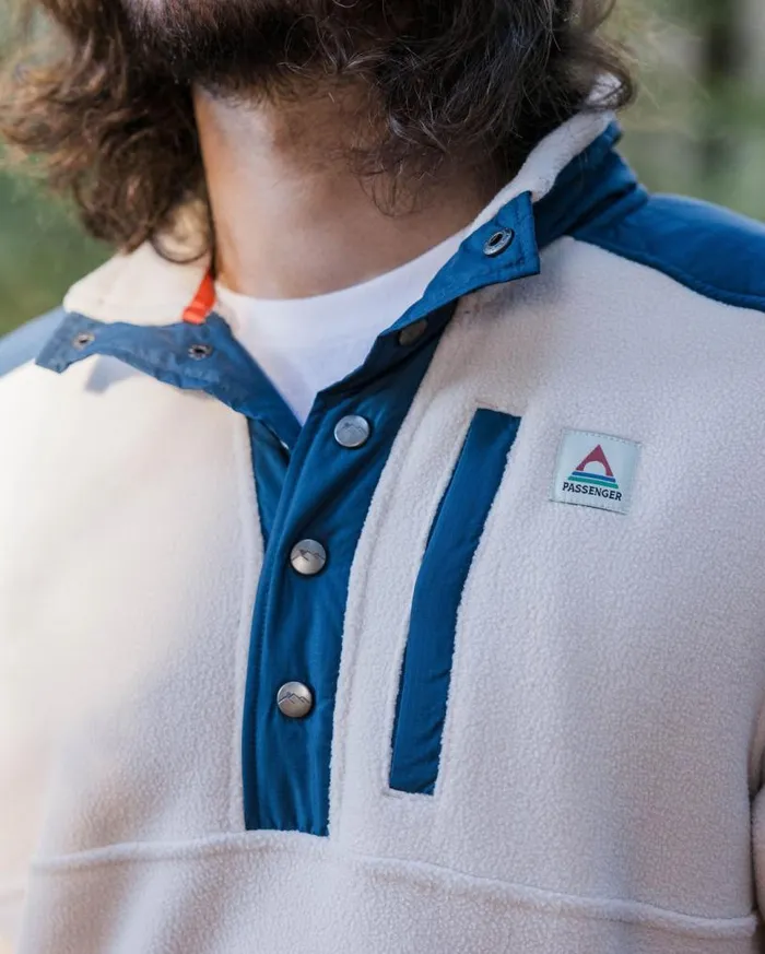 Passenger Clothing Solace Recycled SherpaLined Polar Fleece Vintage White Men Fleece