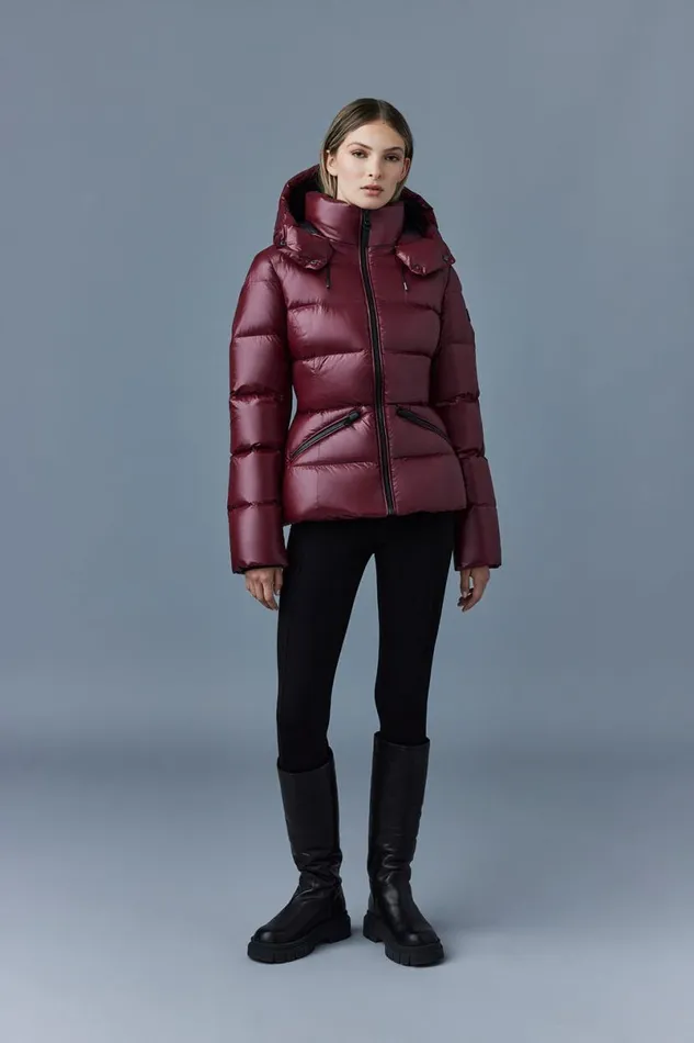 Puffers Women Mackage MADALYN Lustrous Light Down Jacket With Hood For Ladies White Puffers Women Mackage MADALYN Lustrous Light Down Jacket With Hood For Ladies White