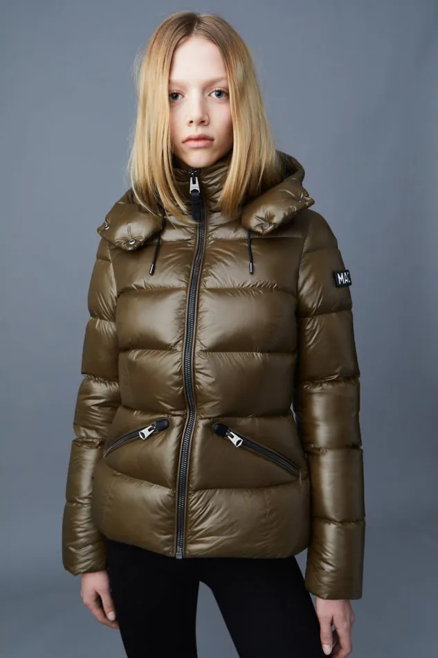 Puffers Women Mackage MADALYN Lustrous Light Down Jacket With Hood For Ladies White Puffers Women Mackage MADALYN Lustrous Light Down Jacket With Hood For Ladies White
