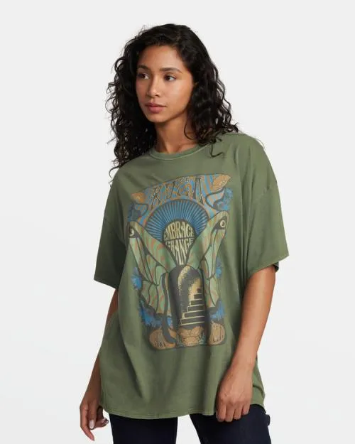 Rvca Embrace Change TShirt Leaf Women Tees and Tanks
