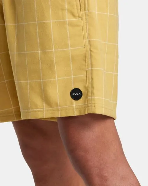 Rvca Escape Suiting Elastic Walkshorts 17034 Banana Men Shorts and Hybrids