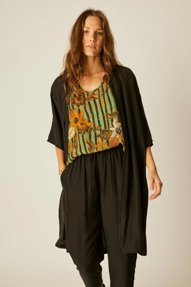 Tops Shop Natalie Martin LENNON KIMONO Black Silk