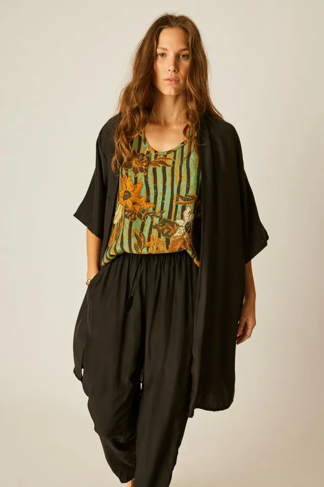 Tops Shop Natalie Martin LENNON KIMONO Black Silk