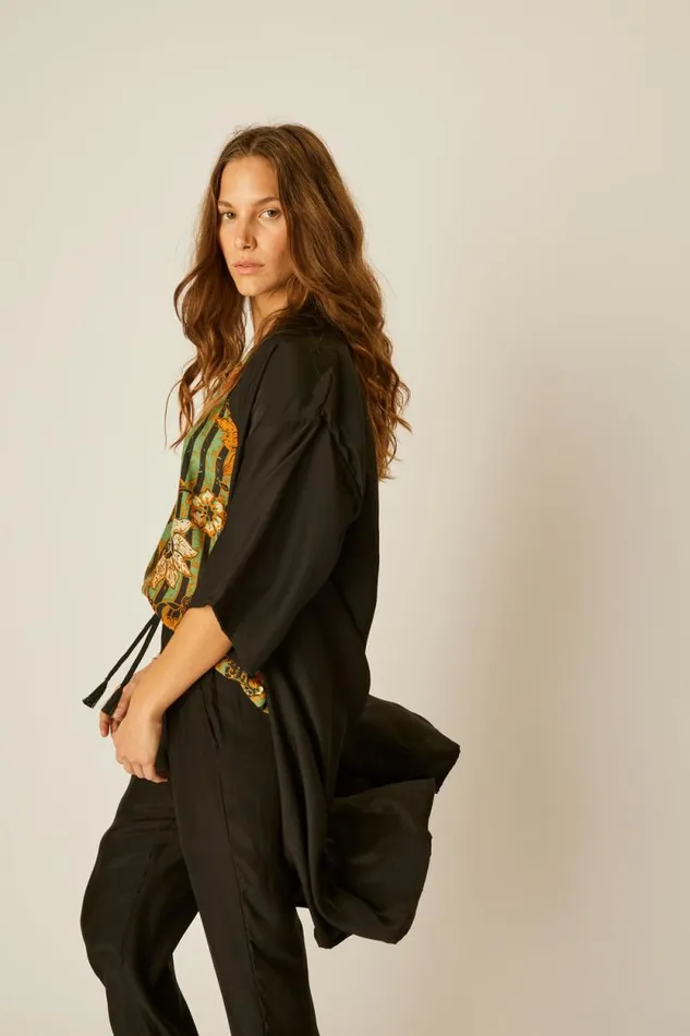 Tops Shop Natalie Martin LENNON KIMONO Black Silk