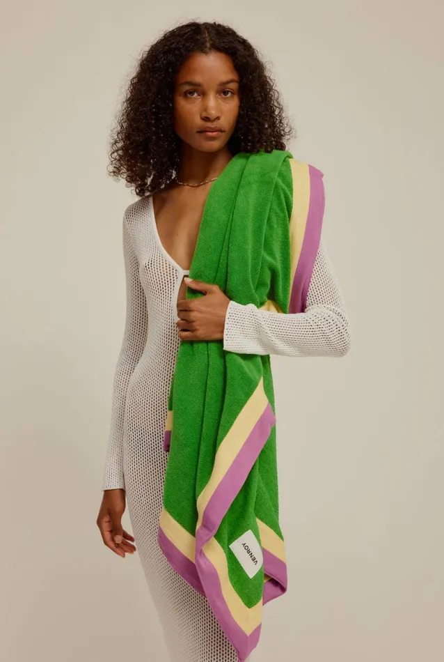 WomanMan Venroy Accessories Woven Terry Border Towel