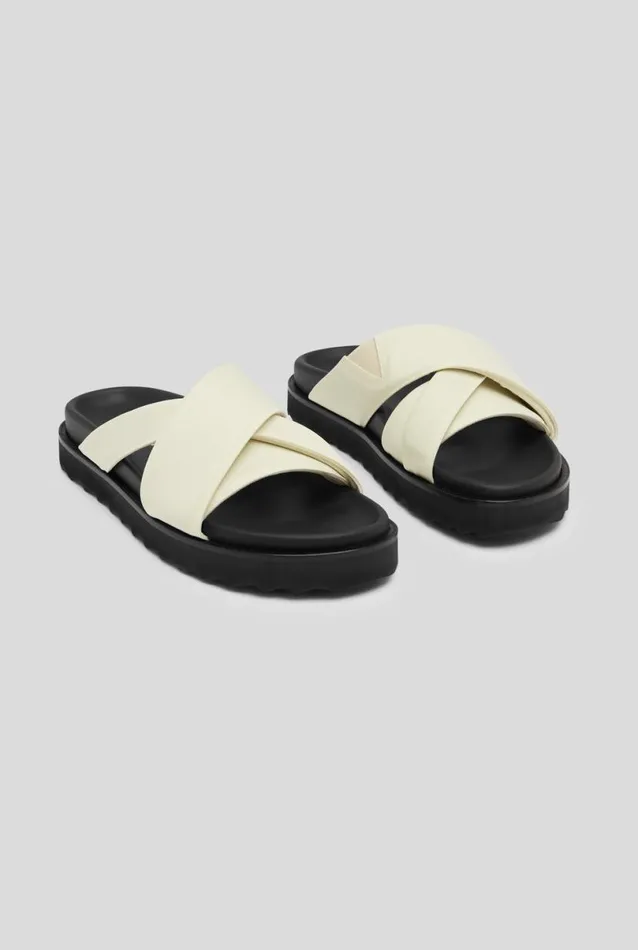 Woman Venroy Accessories Nylon Strap Sandal