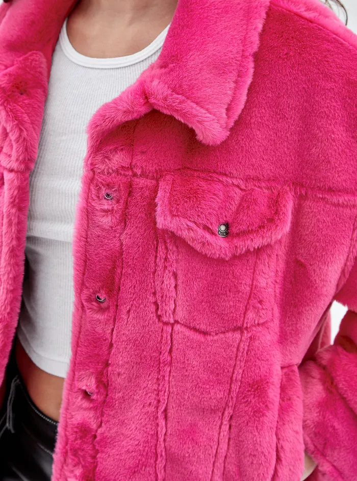 Women Jackets and Coats GUESS Guess Originals Berry Kelly Faux Fur Jacket Women Jackets and Coats GUESS Guess Originals Berry Kelly Faux Fur Jacket