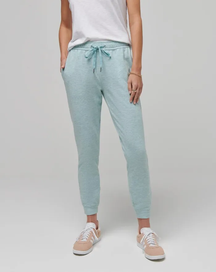 Women Pants TravisMathew CLOUD FLEECE JOGGER Heather Ether