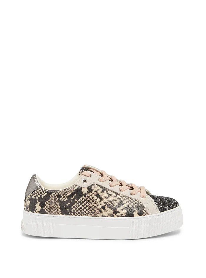 Women Sneakers GUESS White Snake Print Garmini Low Top Sneakers Women Sneakers GUESS White Snake Print Garmini Low Top Sneakers
