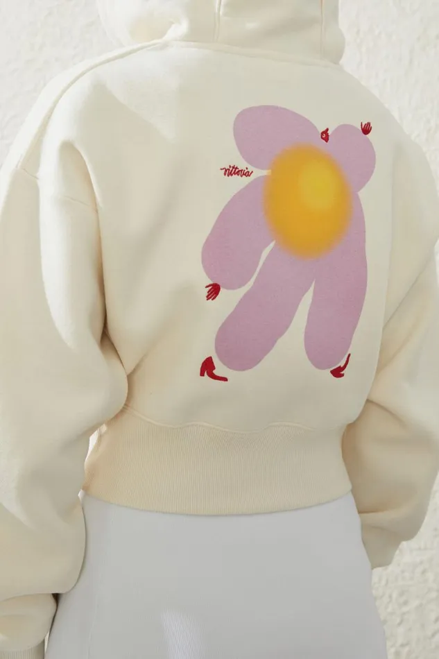 Women Sweats and Hoodies Cotton On Plush Essential Graphic Cropped Zip Through Coconut Milklcn Amber Vittoria