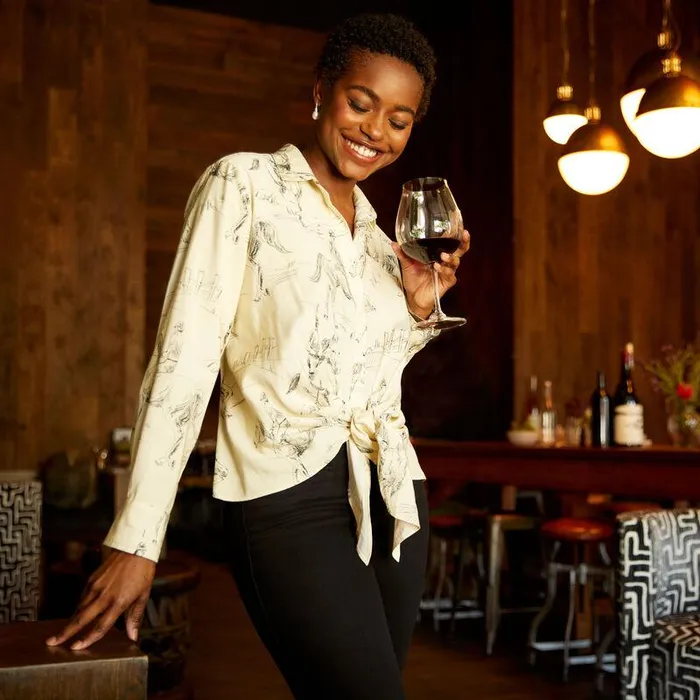 Women TShirts and Tops Ariat Larkspur Blouse Ivory Toile Women TShirts and Tops Ariat Larkspur Blouse Ivory Toile